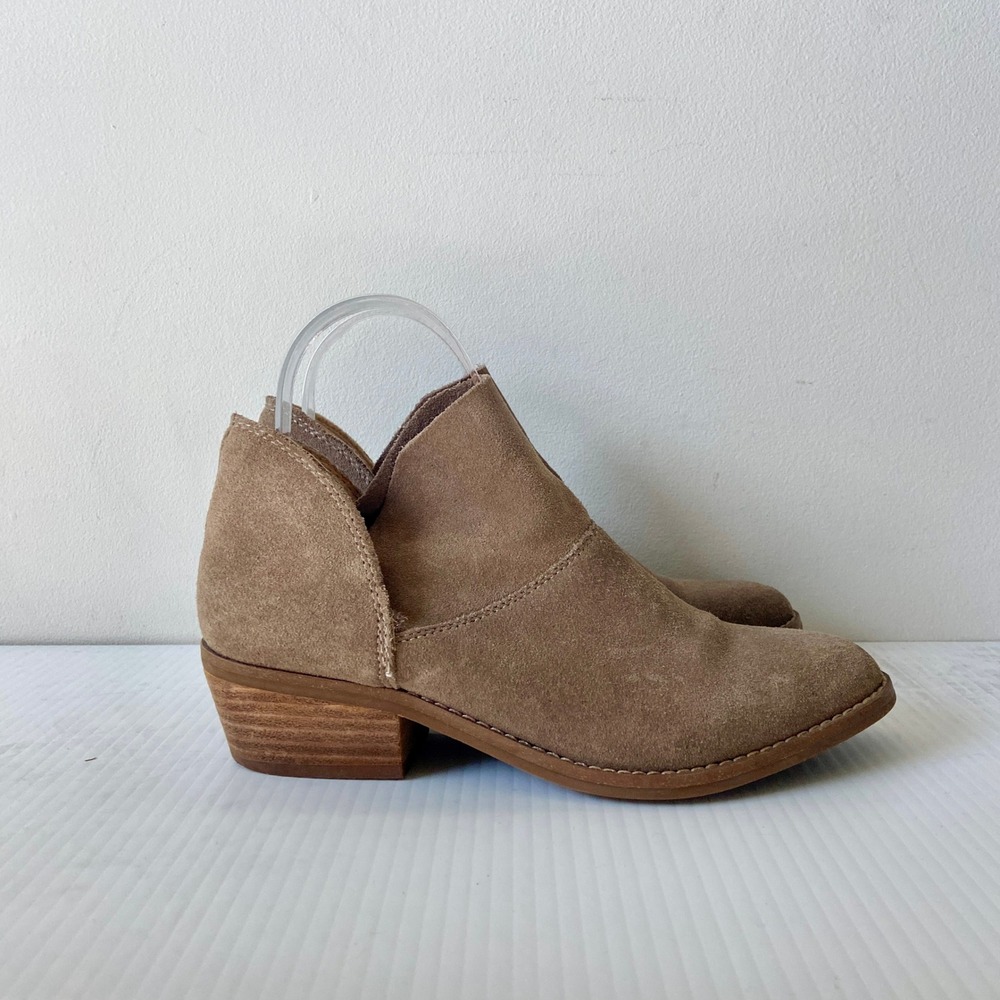Lucky Brand Fahmida Taupe Suede Leather Ankle Boot Womens 6.5